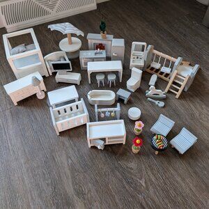 Pottery Barn Kids Full Dollhouse Accessory Set